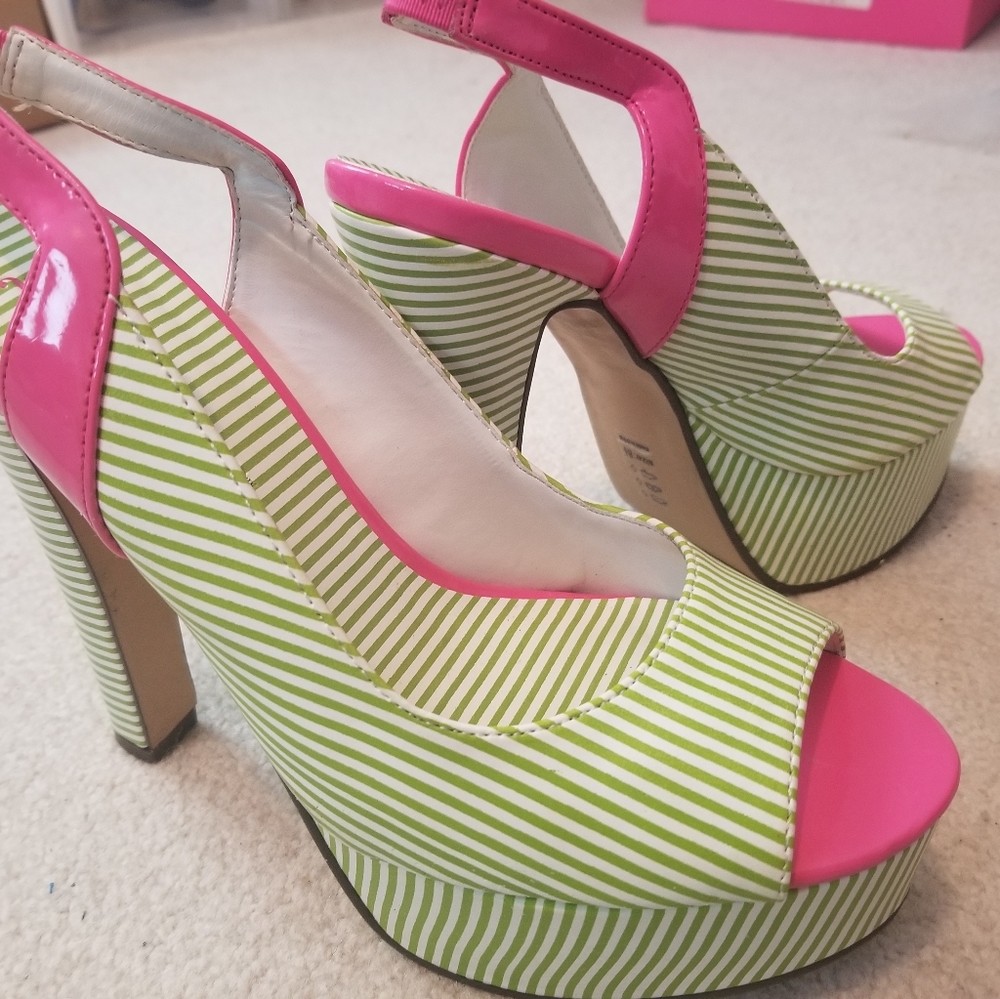 Dress sandals